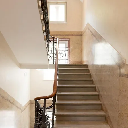 Helvetia Hotell 3*