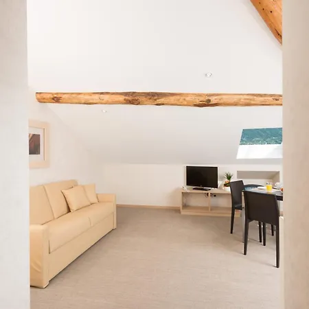 Helvetia Hotel Lezzeno